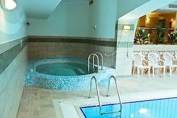 Hotell Club 3*